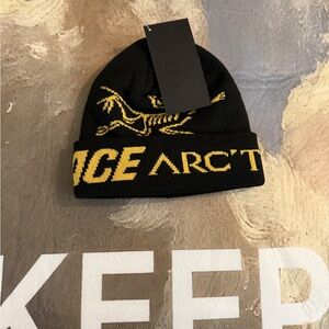 Arc'teryx x Palace Black and Yellow Beanie with Logo
